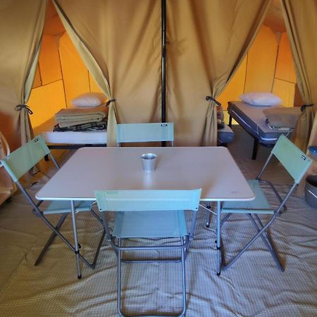 Camping Onlycamp Les Pins Nancay Exterior photo