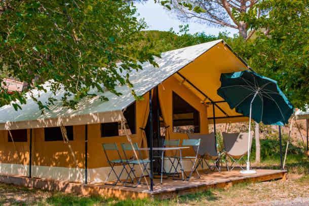 Camping Onlycamp Les Pins Nancay Exterior photo